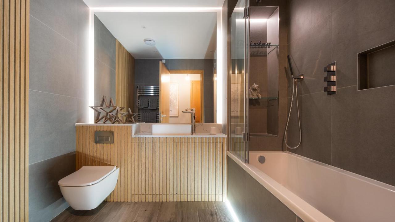 London'S Modern Nuance Apartment - Battersea Экстерьер фото