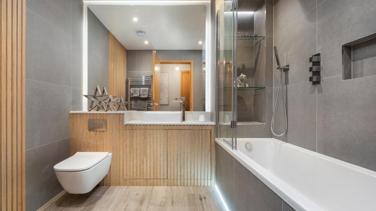 London'S Modern Nuance Apartment - Battersea Экстерьер фото