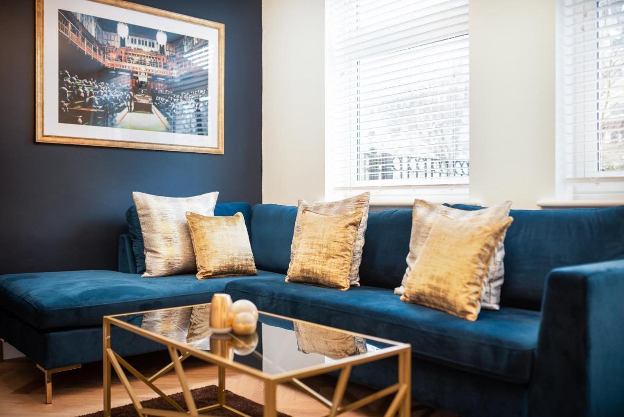 London'S Modern Nuance Apartment - Battersea Экстерьер фото